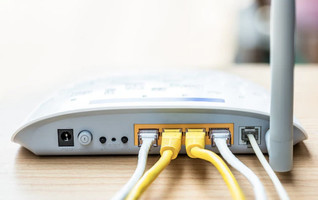 Иллюстрация к записи «Какое соединение использовать – проводной Ethernet или беспроводной Wi-Fi»