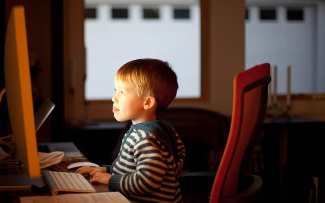 Как защитить детей от опасной информации при использовании Windows