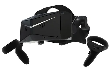 Pimax Crystal Light — гарнитура виртуальной реальности высокого разрешения для игр на ПК и использует локальное затемнение с помощью контроллеров